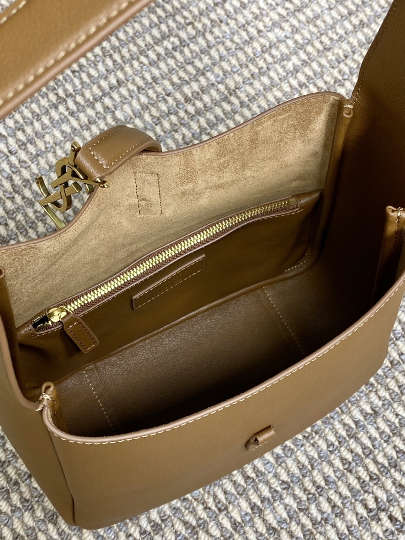 Y51 top handle bags